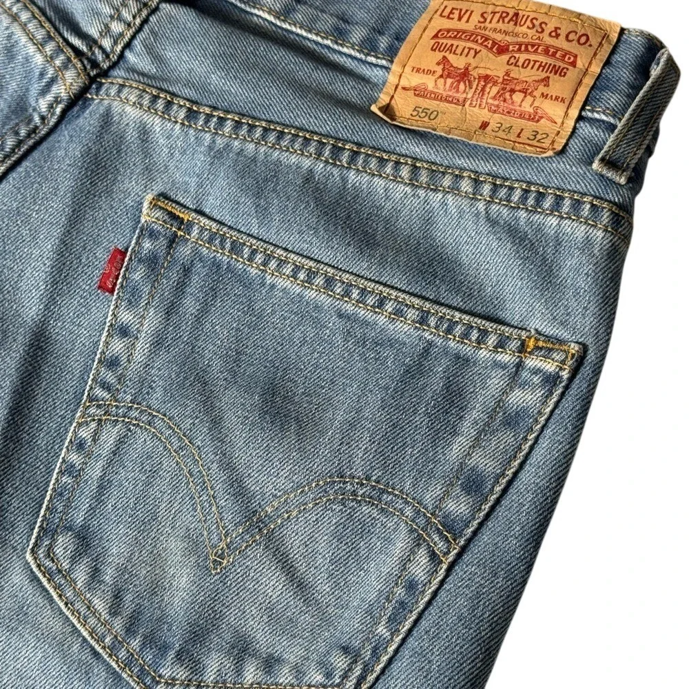 Levi's 550 Relaxed Fir Light Blue Straight Jeans 34 x 32 - Picture 4 of 7
